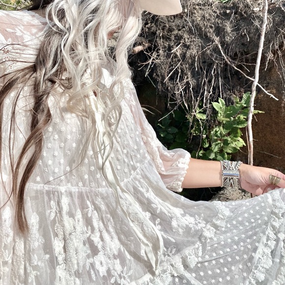 Join me on the BOHO DISCOVERY let’s feel wild and free 🦋✨✨ - Picture 8 of 15